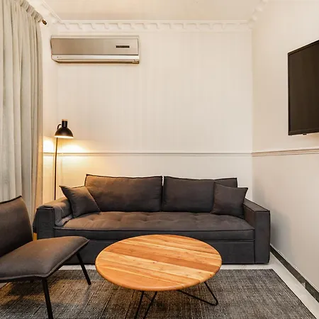 Coco By Halu! : Neoclassical With Balcony Lägenhet Thessaloníki