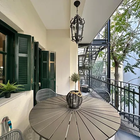 Apartment Coco By Halu! : Neoclassical With Balcony Thessaloniki