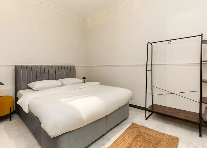 Coco By Halu! : Neoclassical With Balcony Apartment Thessaloniki